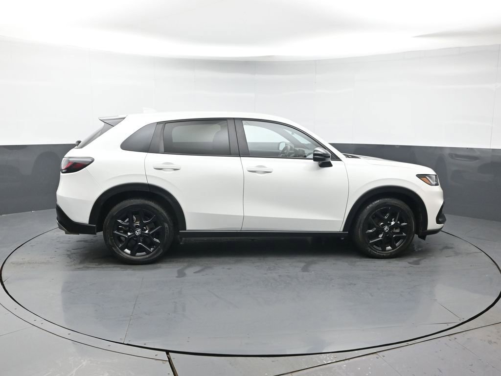 Used 2024 Honda HR-V Sport image 7