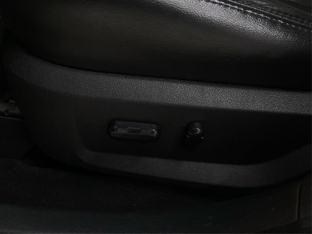 Used 2005 Ford Five Hundred Limited FWD image 25