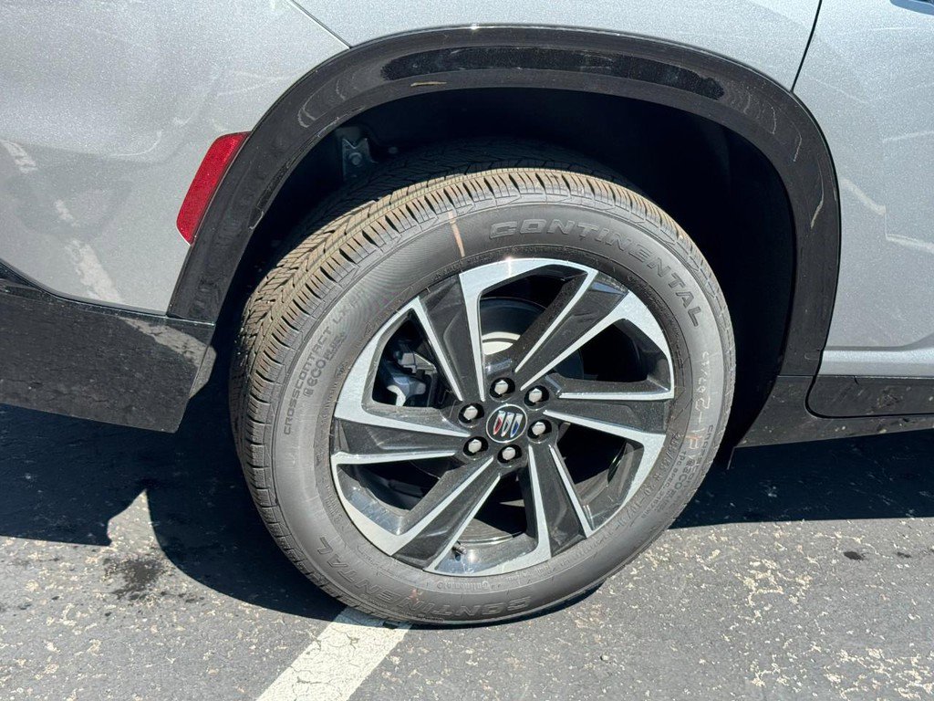 New 2026 Buick Enclave Sport Touring w/ Power Package image 4