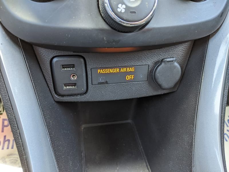 Used 2017 Chevrolet Trax LT w/ Driver Confidence Package image 29