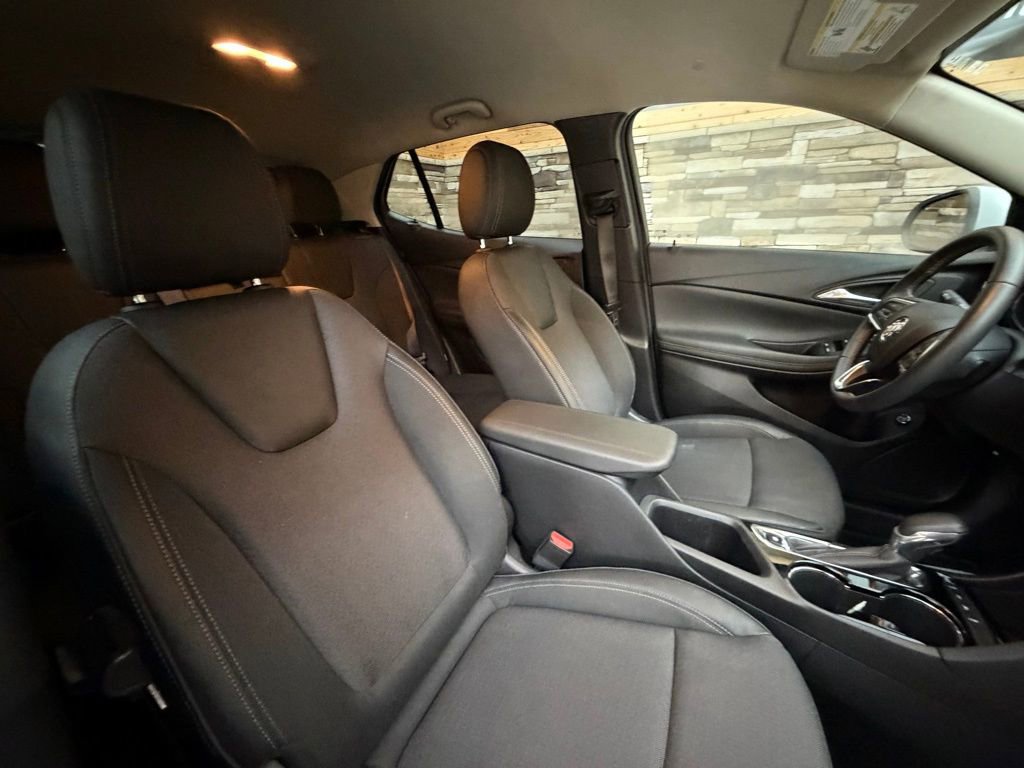 Used 2023 Buick Encore GX Select image 15