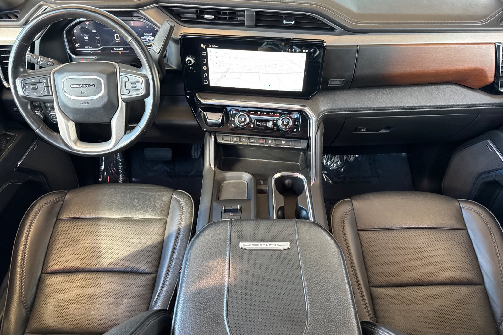 Used 2024 GMC Sierra 3500 Denali w/ Denali Reserve Package AWD/4WD image 16