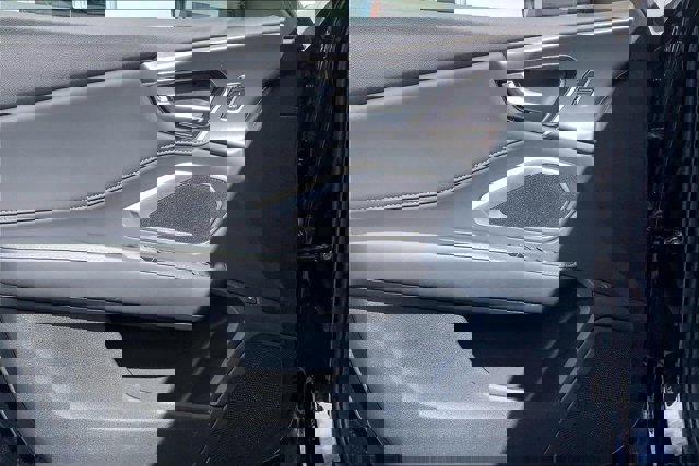 Used 2025 Acura RDX SH-AWD image 23