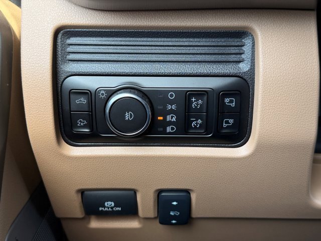 New 2025 Ford F250 Lariat w/ Lariat Ultimate Package image 29