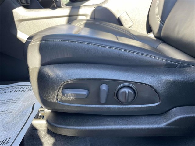 Certified 2023 Chevrolet Traverse LT image 16