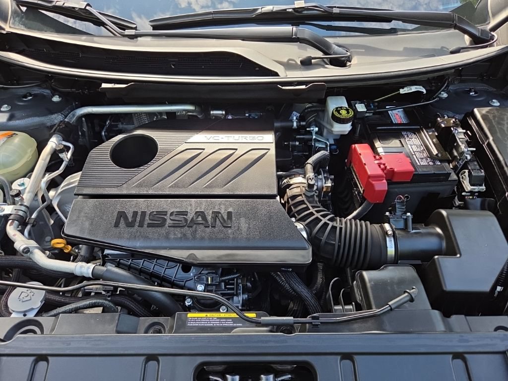 Certified 2025 Nissan Rogue SV FWD image 44