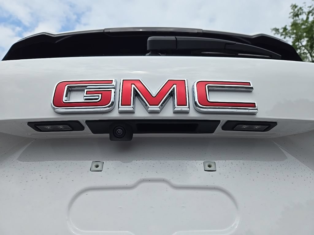 New 2027 GMC Terrain Elevation w/ Elevation Premium Package AWD/4WD image 16