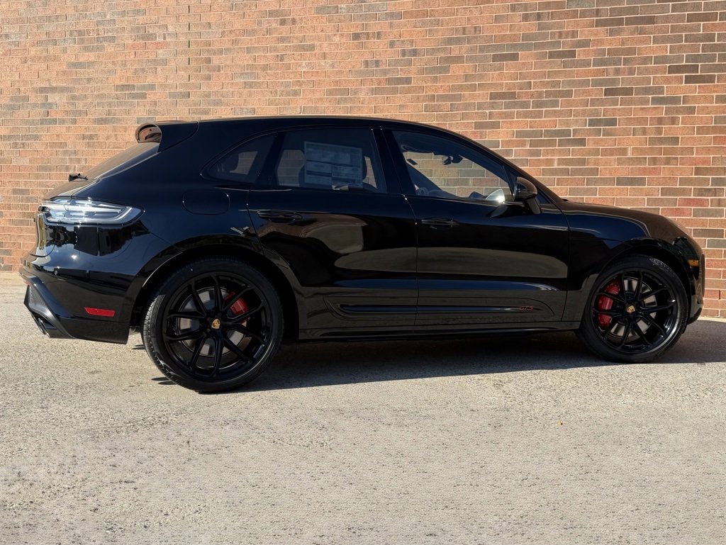 New 2026 Porsche Macan GTS image 7