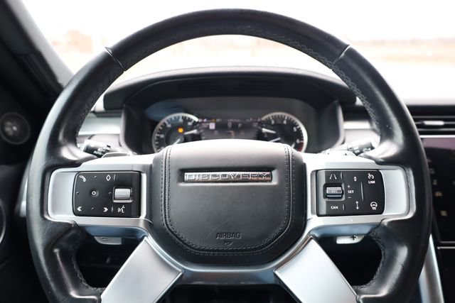 Used 2023 Land Rover Discovery S R-Dynamic image 14