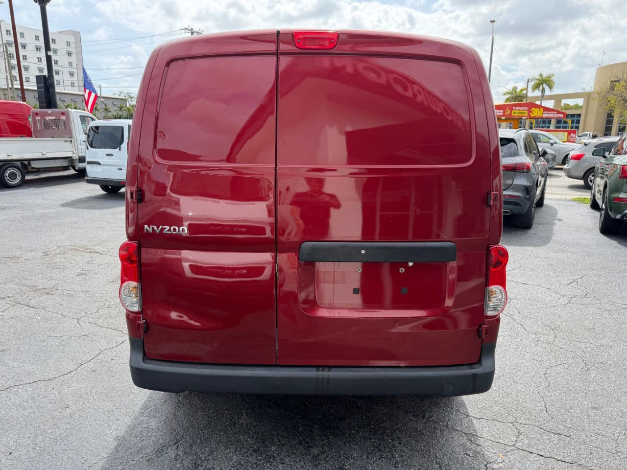 Used 2017 Nissan NV200 S image 4