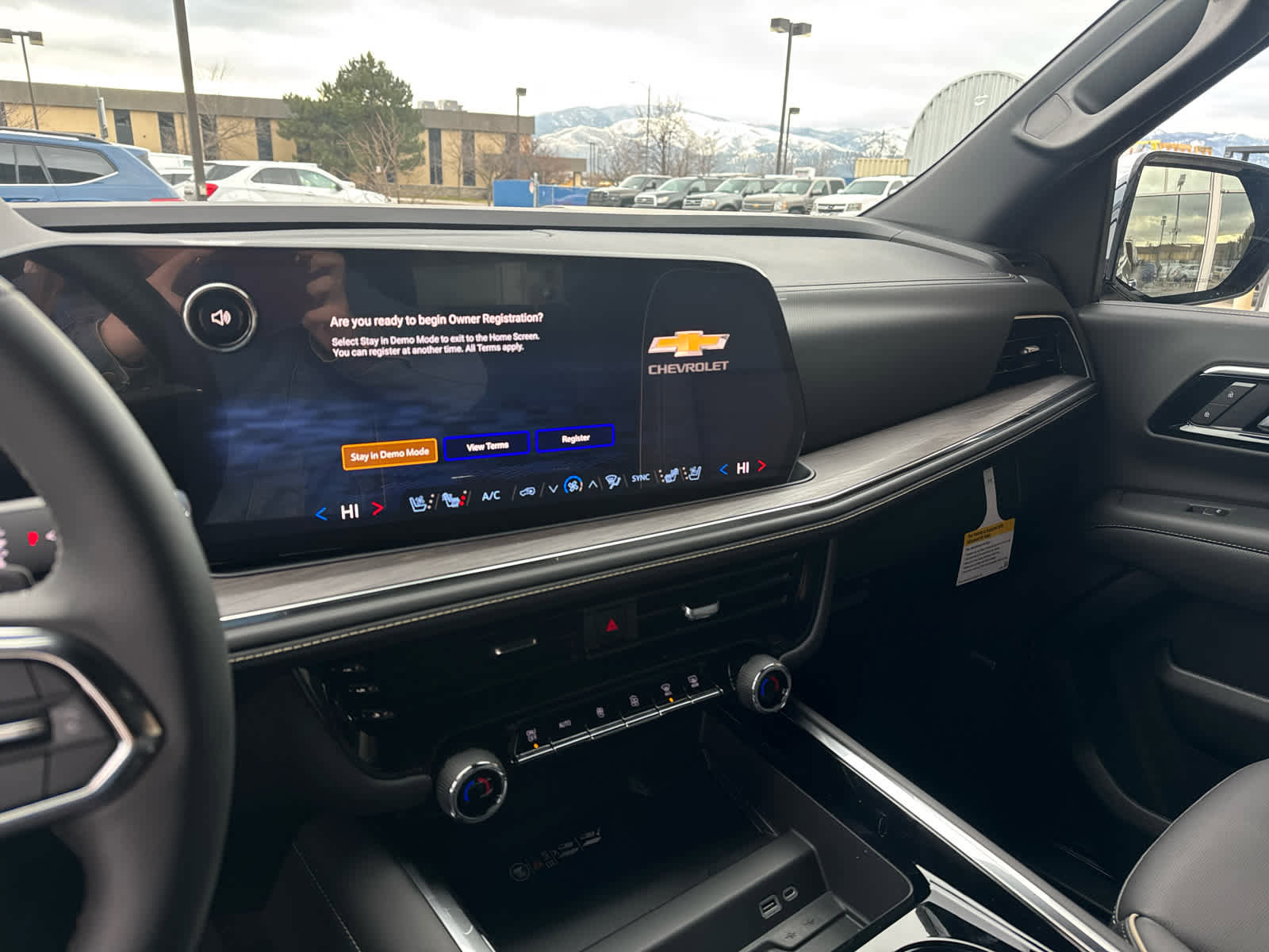 New 2026 Chevrolet Suburban Premier image 19