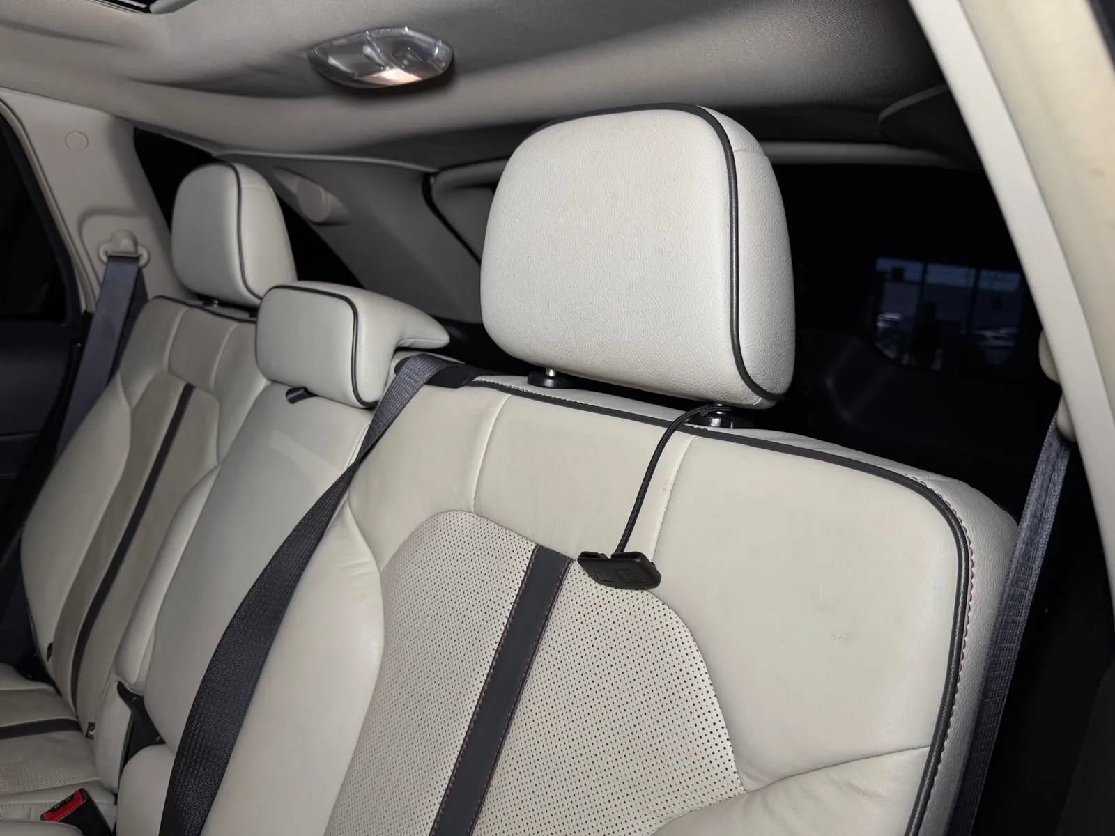 Used 2014 Lincoln MKX FWD w/ Equipment Group 101A image 23