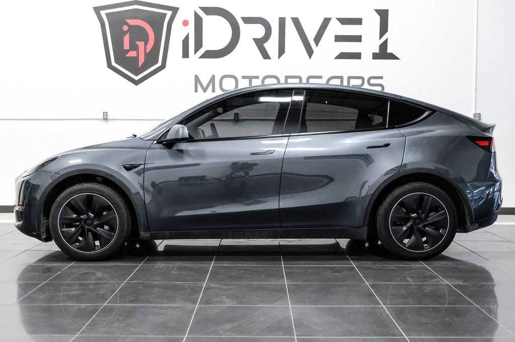 Used 2022 Tesla Model Y Long Range AWD/4WD image 11