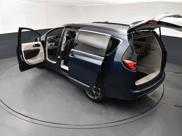 Used 2022 Chrysler Pacifica Limited image 28