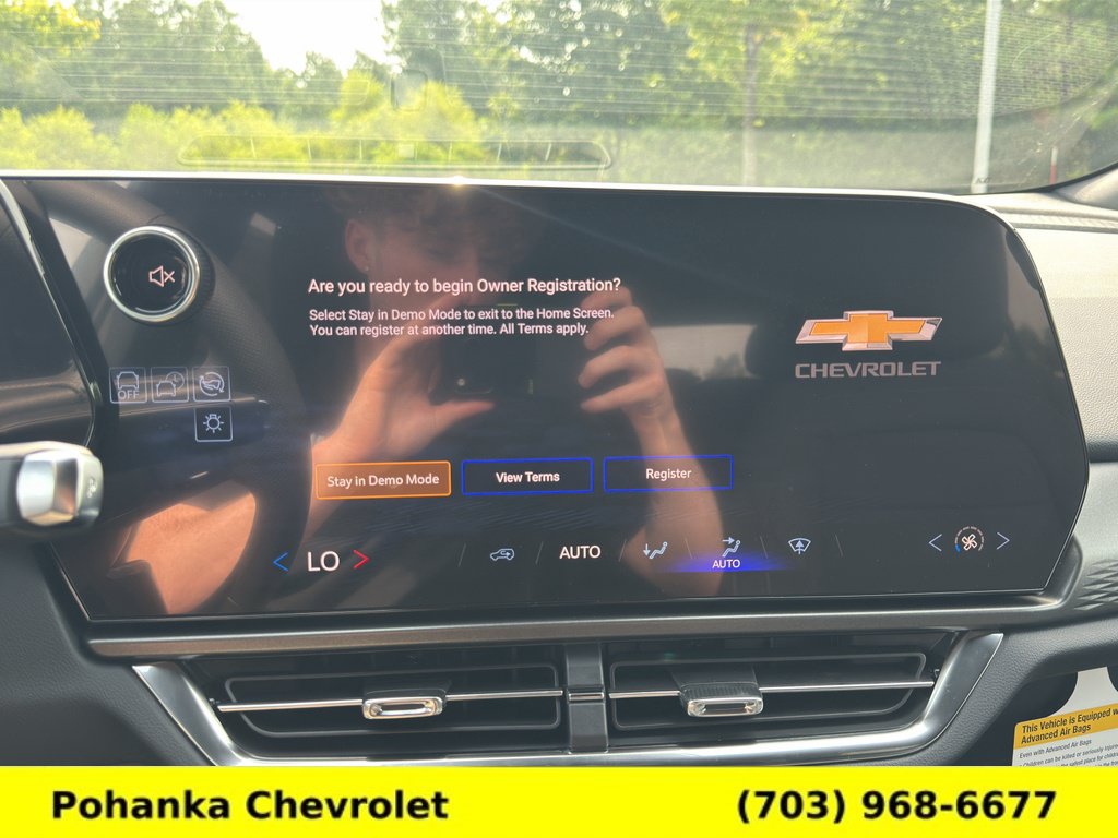 New 2026 Chevrolet Equinox EV LT FWD image 16