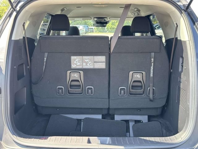 Used 2025 Kia Carnival LX FWD image 12