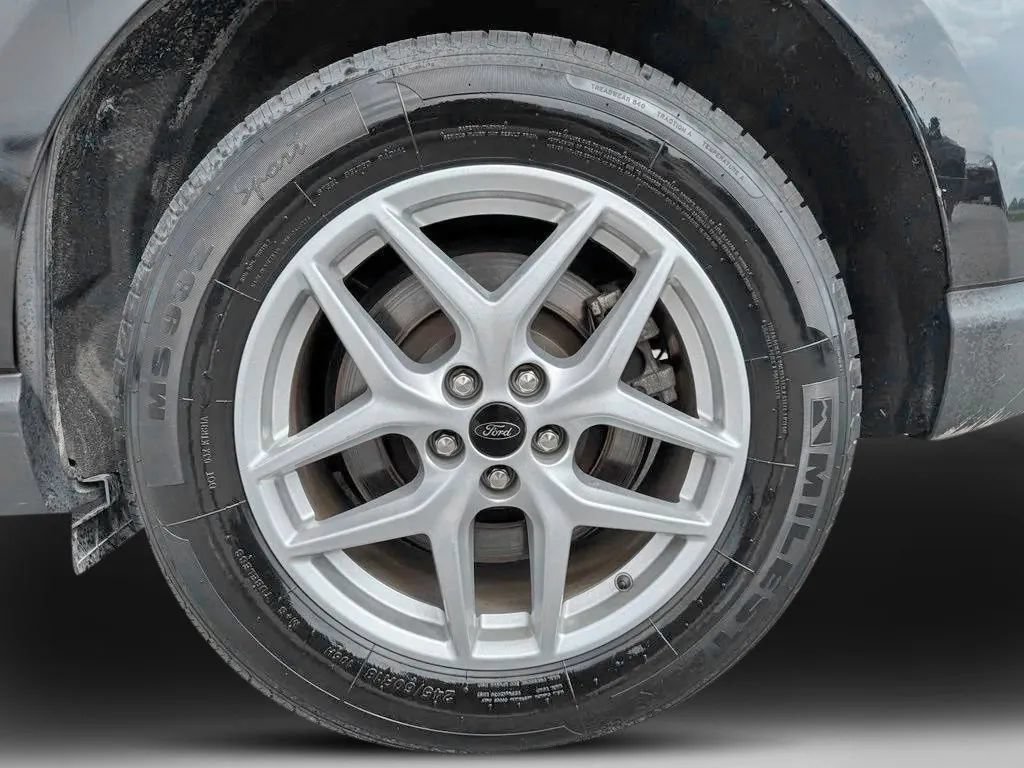 Used 2024 Ford Edge SEL AWD/4WD image 29