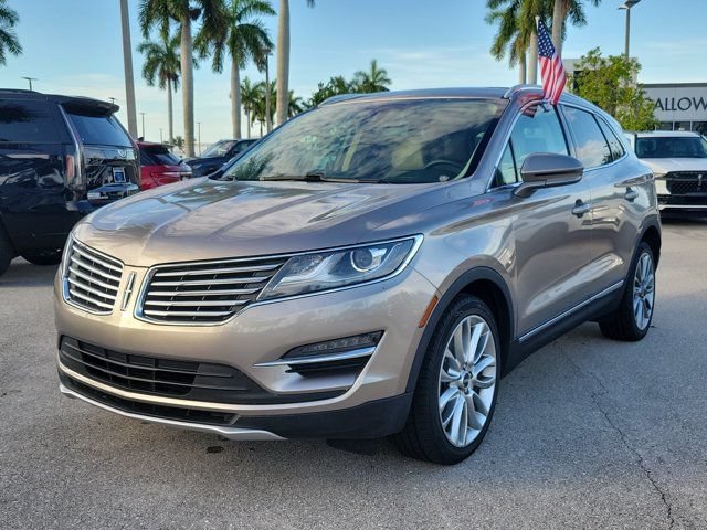 Used 2018 Lincoln MKC Reserve w/ Lincoln MKC Climate Package FWD image 3