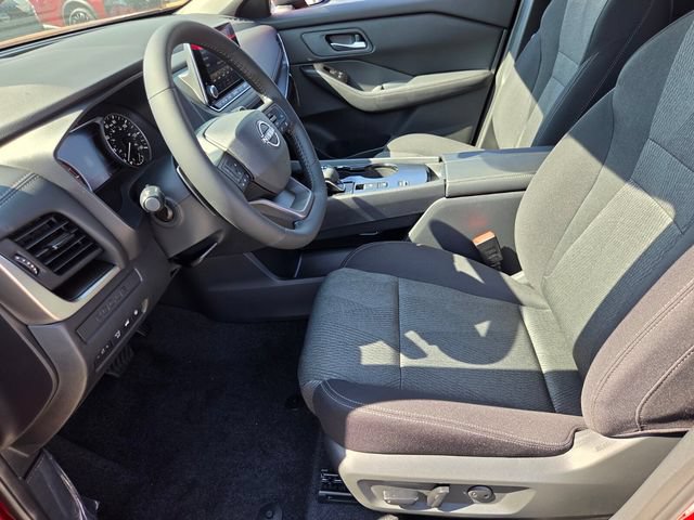 New 2026 Nissan Rogue SV FWD image 9