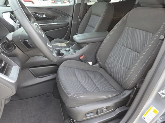 Used 2023 GMC Terrain SLE w/ Driver Convenience Package FWD image 30