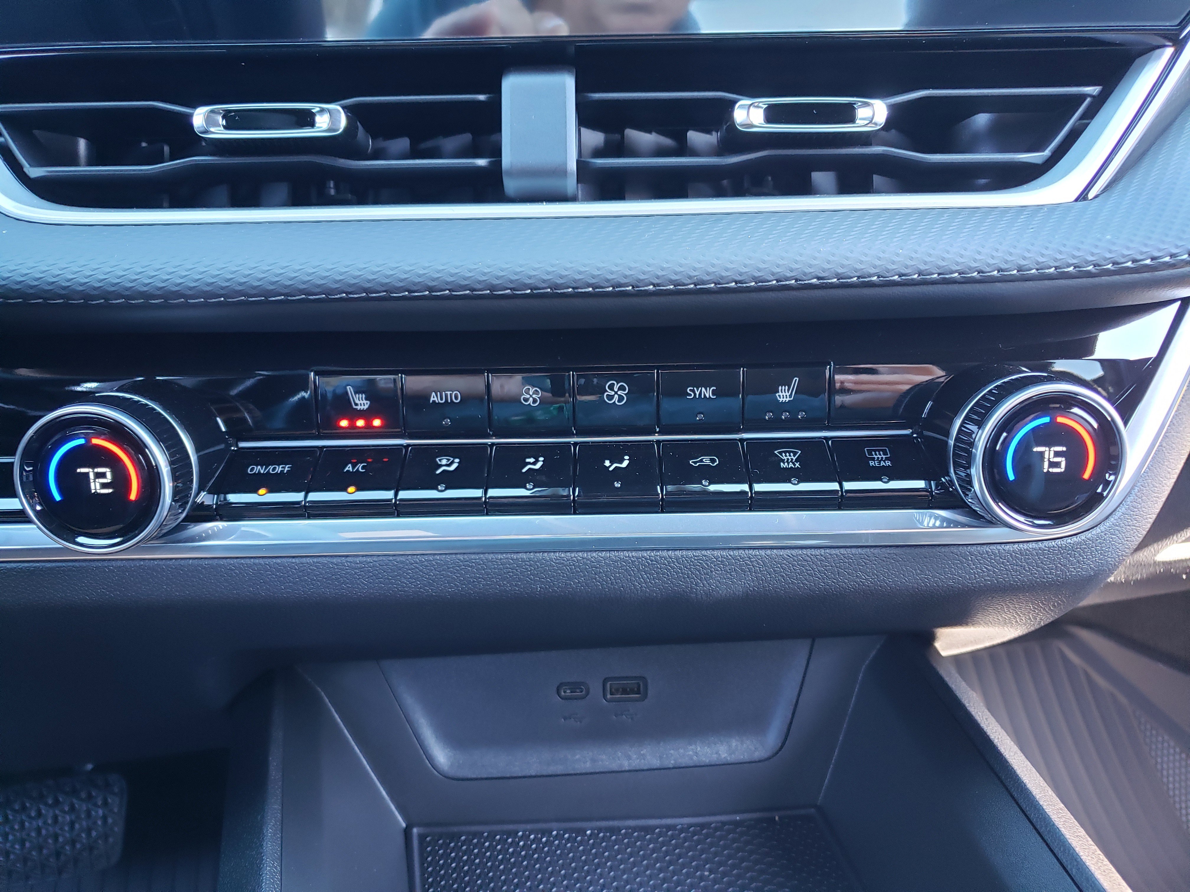 New 2026 Chevrolet Equinox LT w/ Convenience Package II image 23