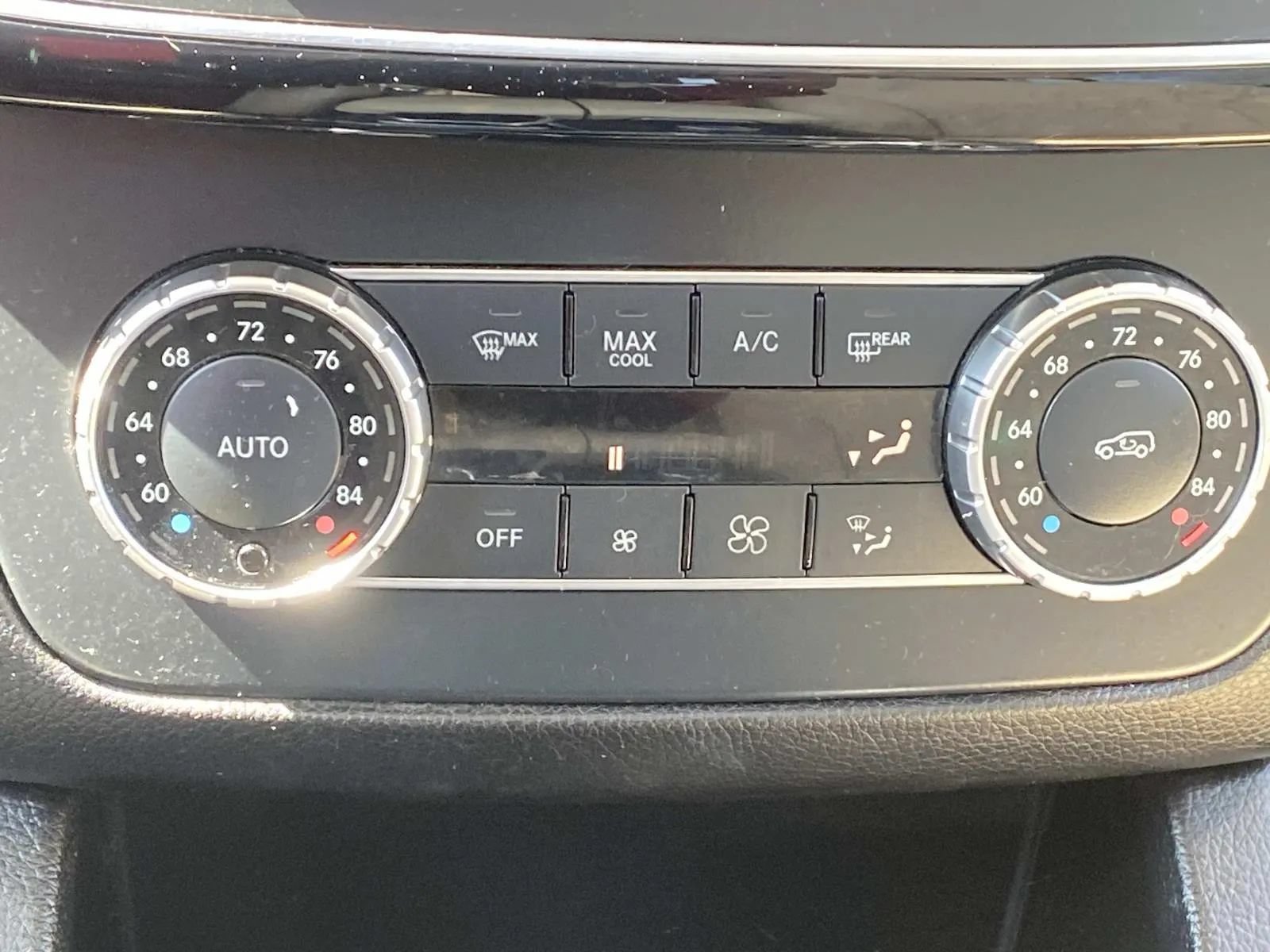Used 2017 Mercedes-Benz GLS 450 4MATIC w/ Premium Package image 27
