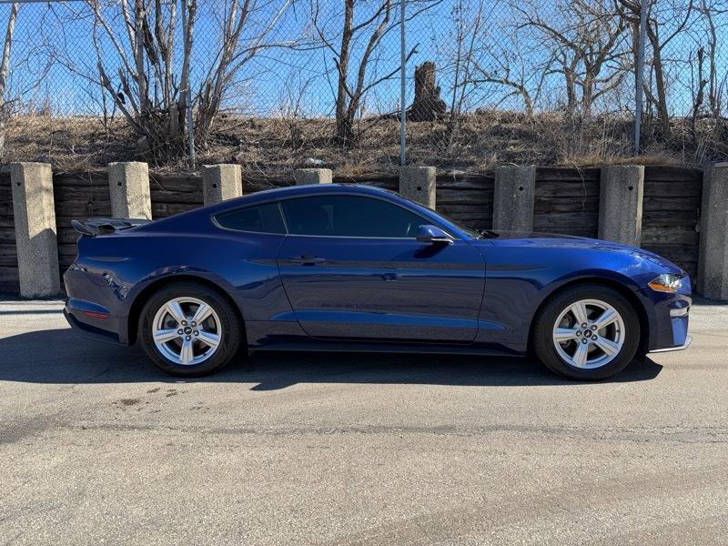 Used 2019 Ford Mustang Coupe RWD image 8