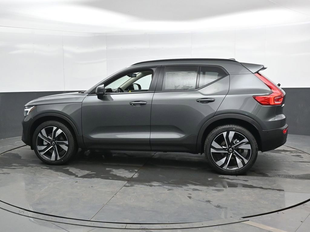 New 2026 Volvo XC40 B5 Ultra w/ Climate Package AWD/4WD image 7