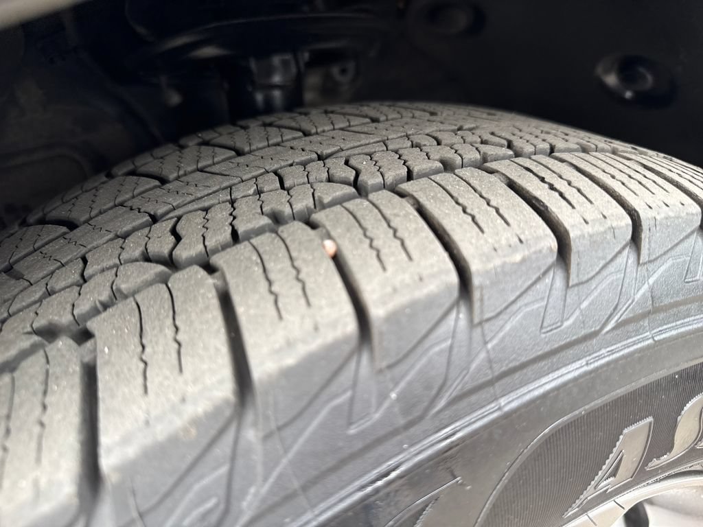 Used 2017 Hyundai Santa Fe Sport FWD image 27