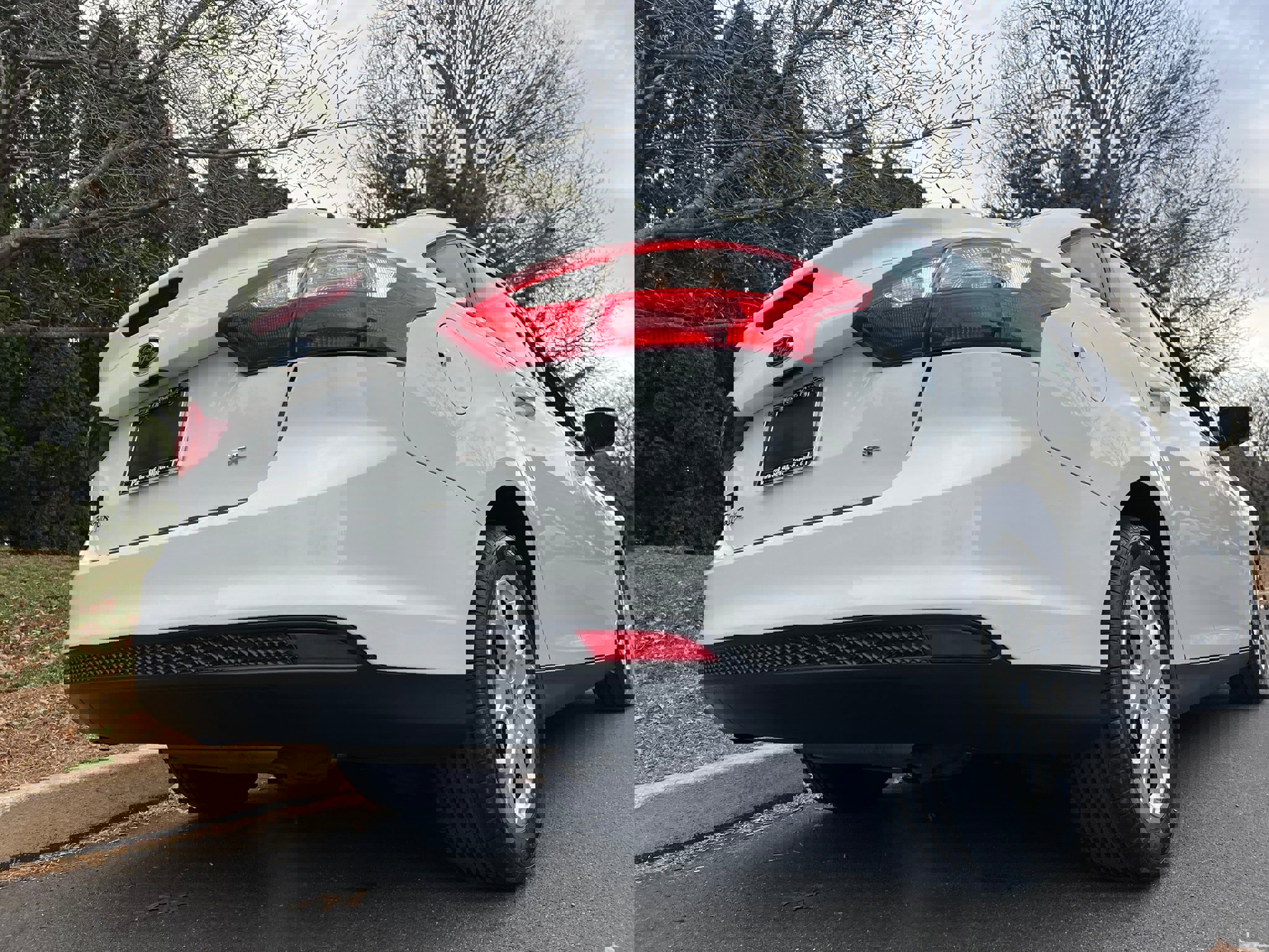 Used 2012 Ford Focus SE image 39