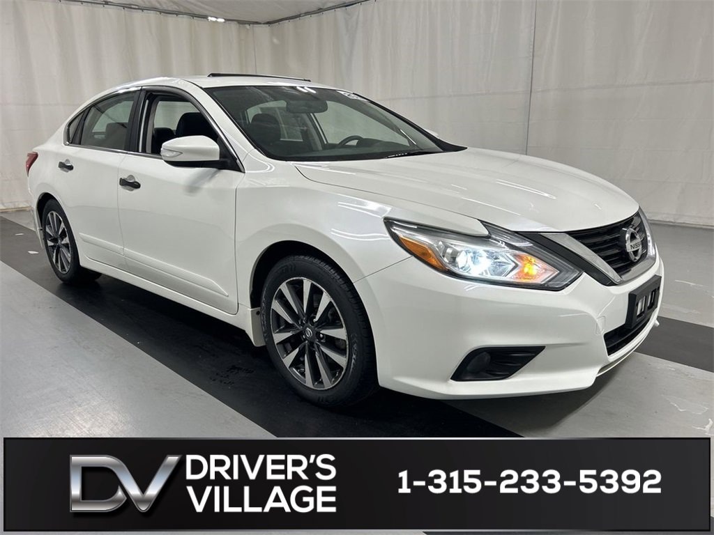 Used 2017 Nissan Altima 2.5 SV w/ Convenience Package
