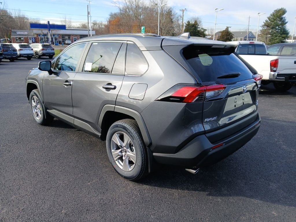 New 2025 Toyota RAV4 XLE image 3