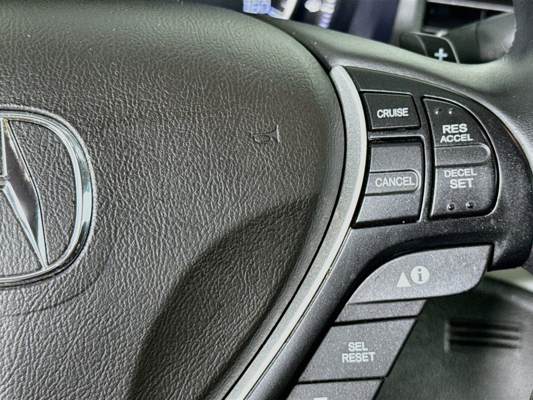 Used 2017 Acura ILX FWD image 13