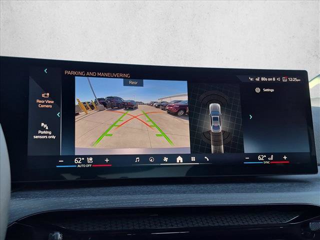 New 2026 BMW 330i xDrive Sedan w/ Premium Package AWD/4WD image 13