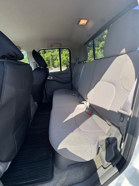 Used 2018 Nissan Frontier SV w/ Value Truck Package RWD image 10