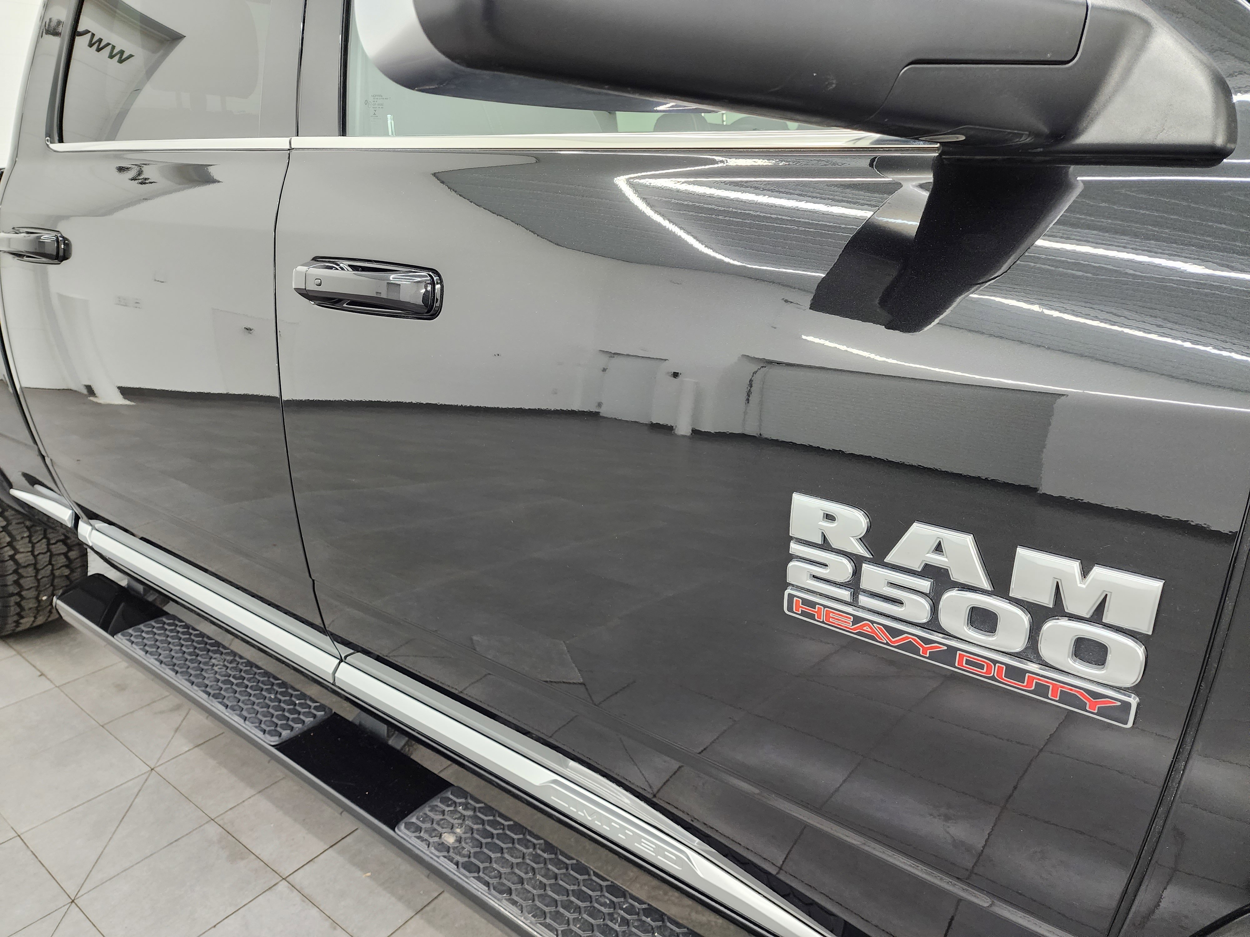 Used 2018 RAM 2500 Limited image 23