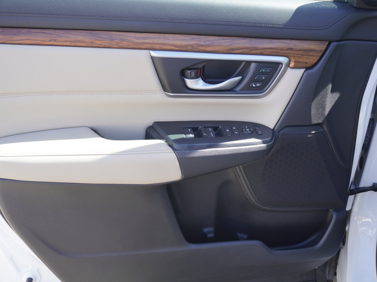 Used 2022 Honda CR-V EX-L image 18