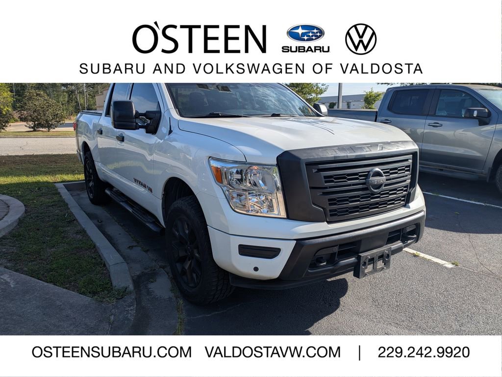 Used 2020 Nissan Titan SV w/ SV Convenience Package image 1