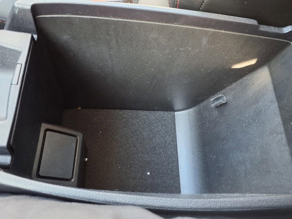 Used 2022 Ford Escape SEL w/ SEL Stealth AWD Package image 18