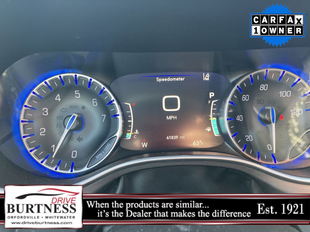 Used 2024 Chrysler Pacifica Touring-L FWD image 36