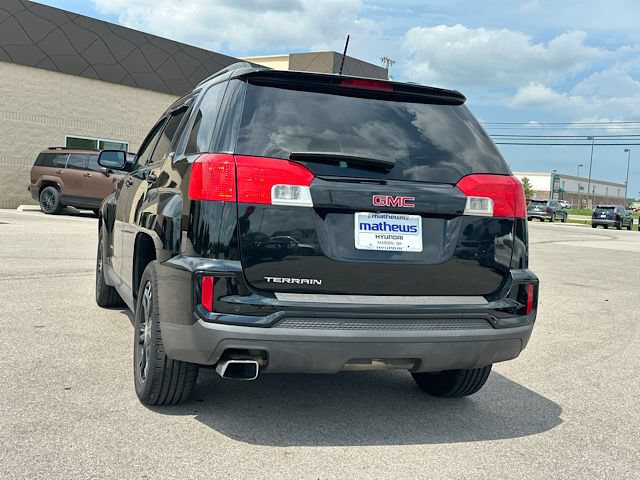 Used 2017 GMC Terrain SLT w/ Open Road Package FWD image 4