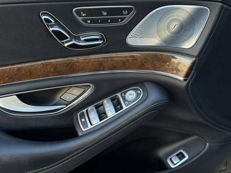 Used 2015 Mercedes-Benz S 550 4MATIC Sedan image 12