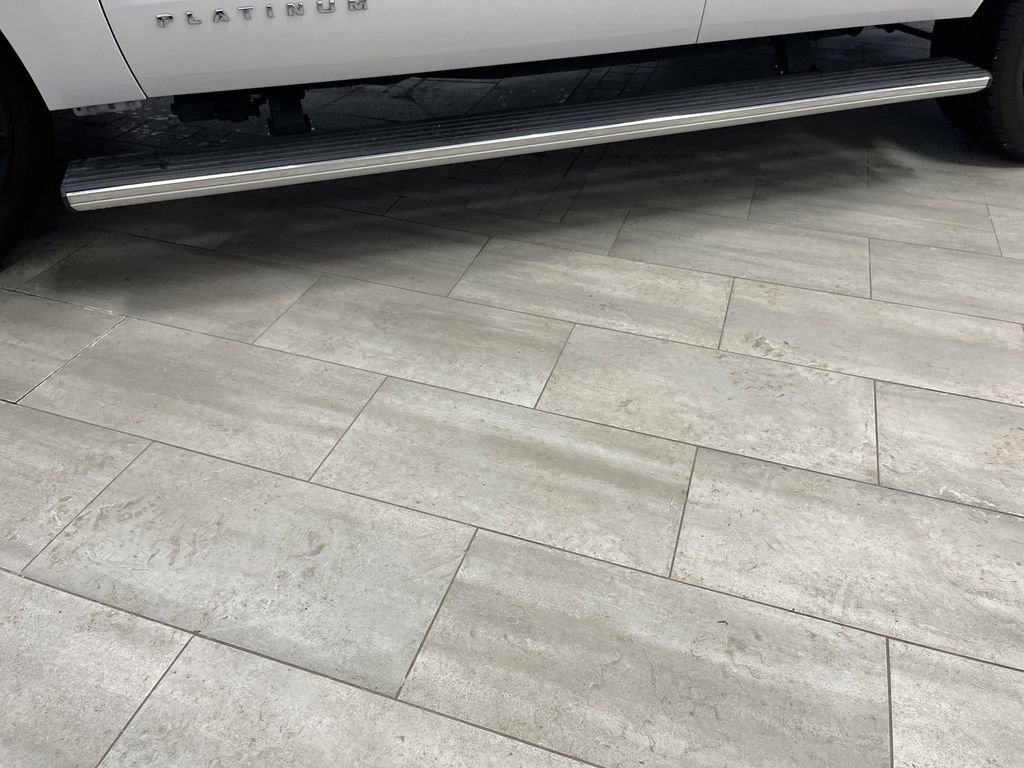 Used 2019 Ford Expedition Platinum image 40