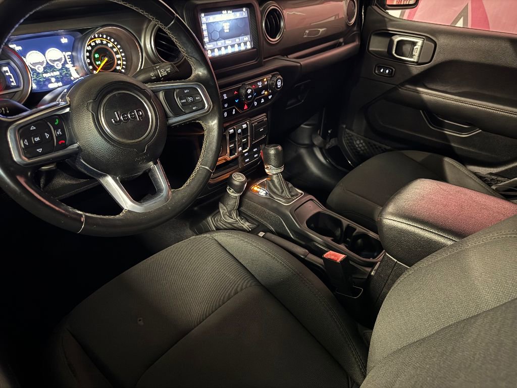 Used 2020 Jeep Gladiator Overland w/ Safety Group image 17