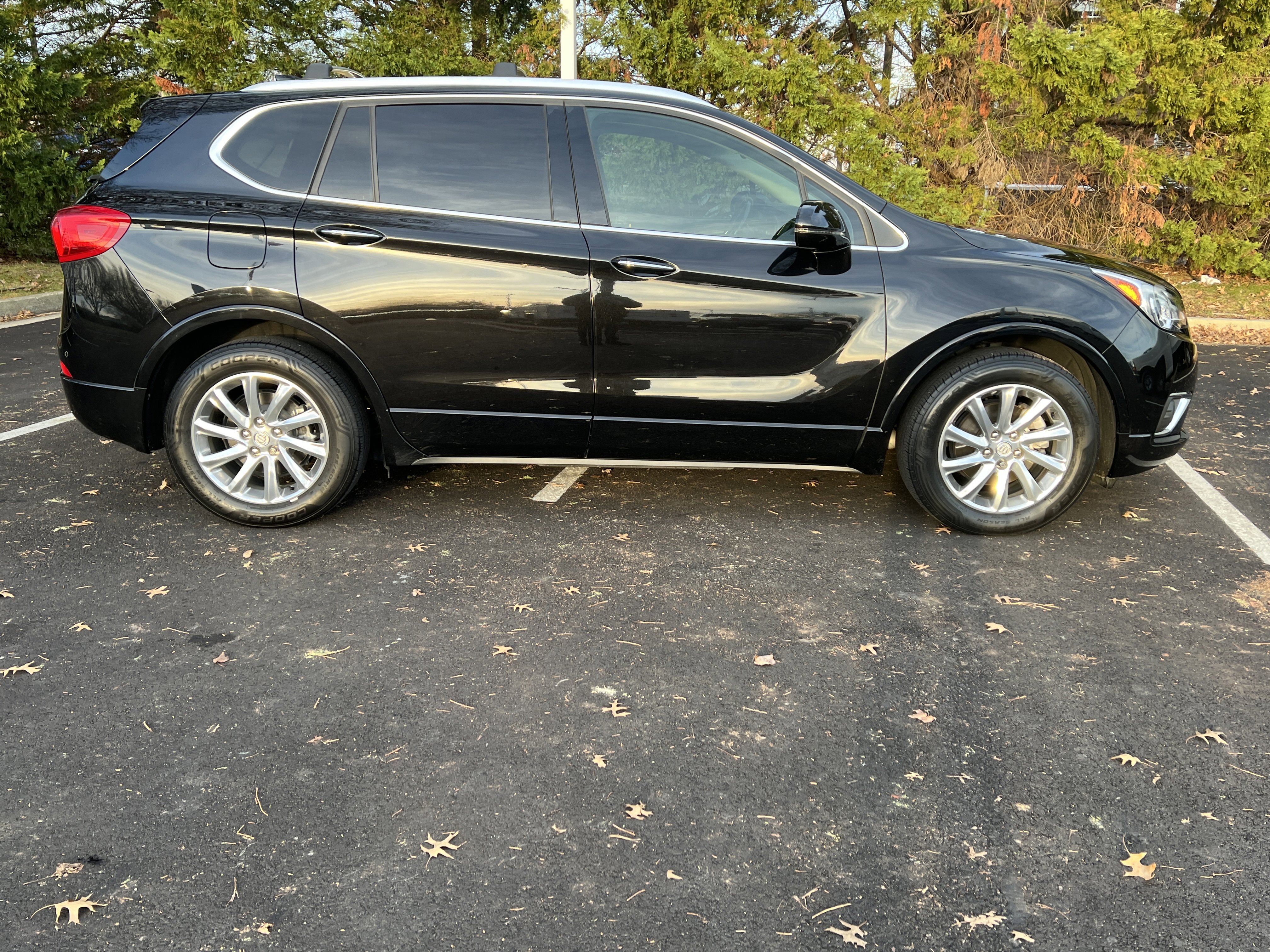 Used 2020 Buick Envision Essence image 11