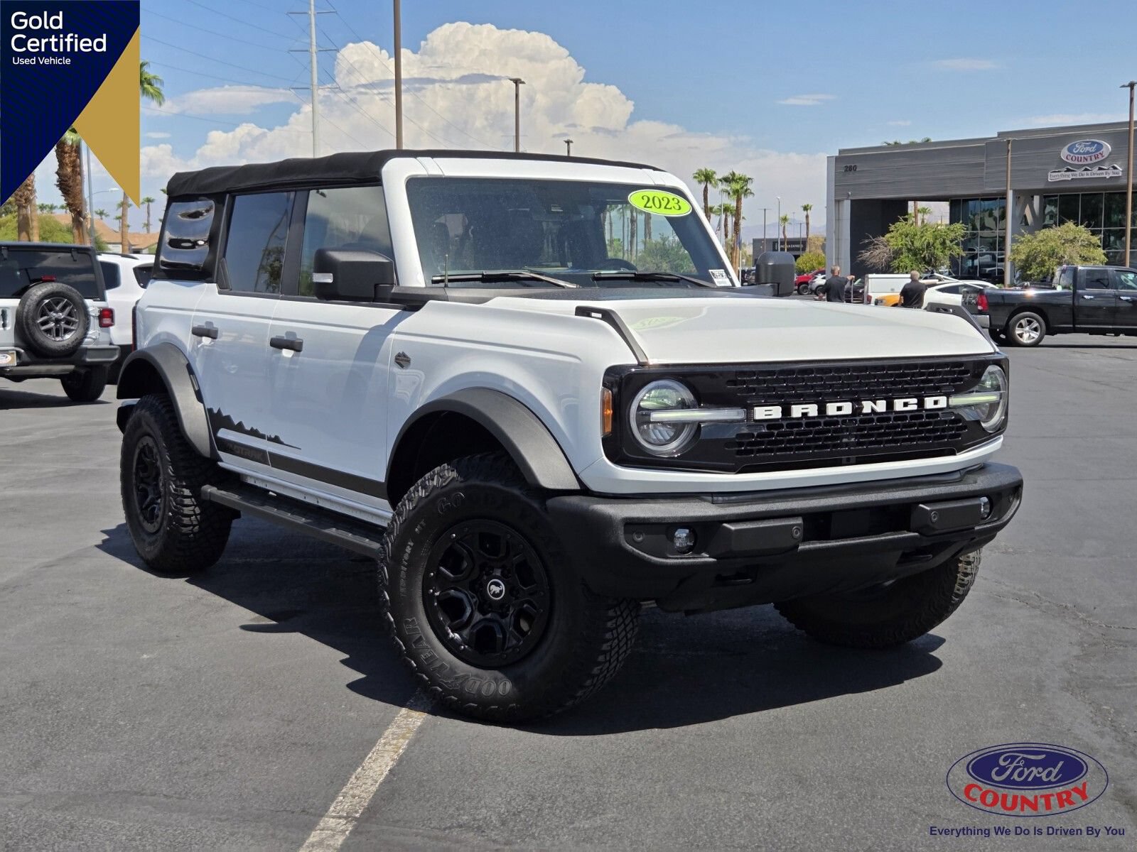 Certified 2022 Ford Bronco Wildtrak AWD/4WD image 1