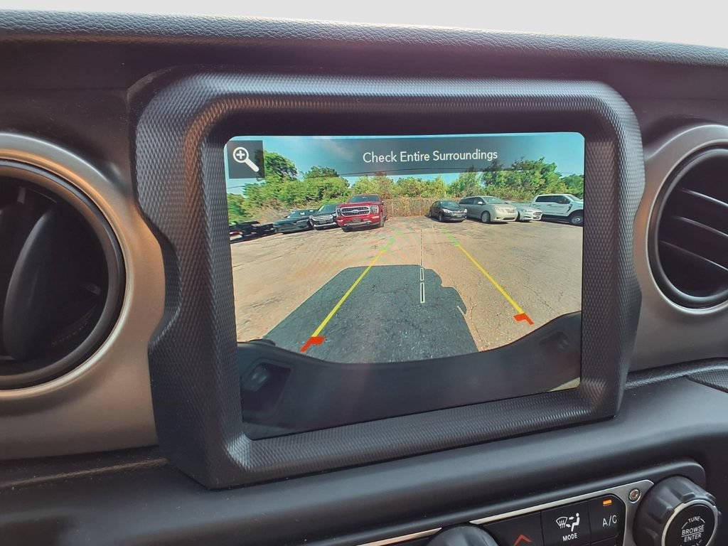 Used 2021 Jeep Gladiator Sport AWD/4WD image 11