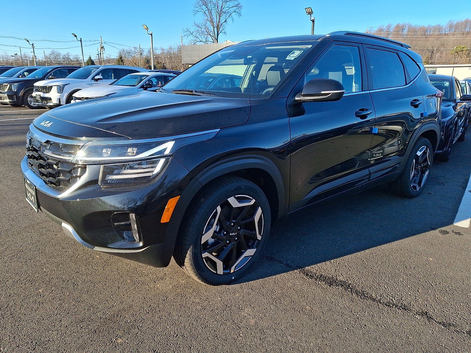 New 2026 Kia Seltos SX w/ SX Sunroof Package image 3