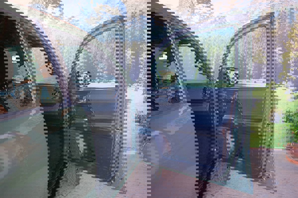 Used 2021 Toyota Tacoma TRD Sport w/ Technology Package image 33