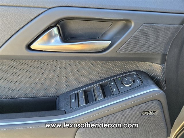 Used 2026 Lexus GX 550 w/ Accessory Package (2T) image 21